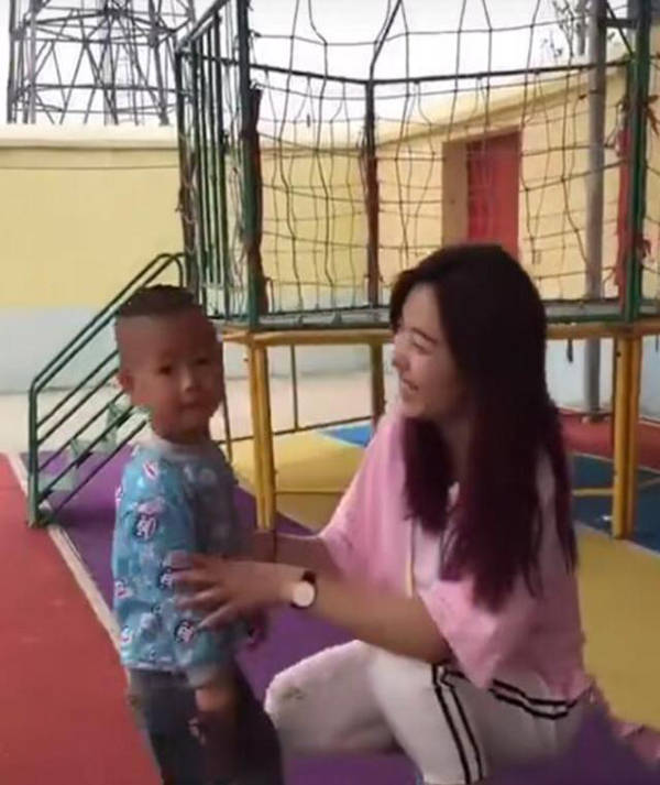 里番成人动漫 我很乐意为您提供帮助