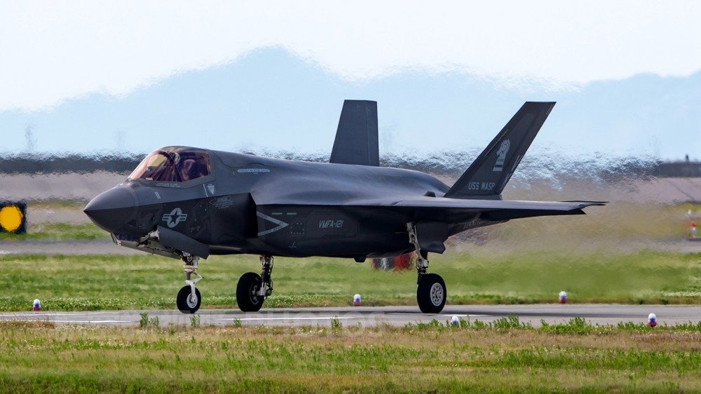 欧美精品一区二区久久久 交叉看看能开阔眼界