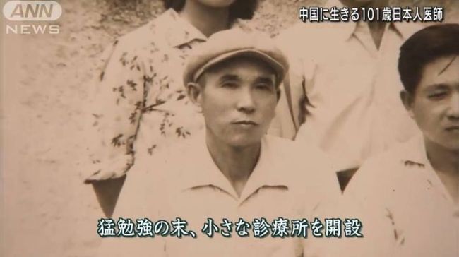 lolita 高中生 复古和童真感的高中着装文化