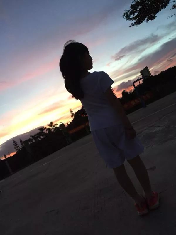 欧美军警GAY 欧美形成独特的欧美风格定位