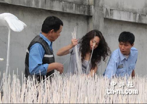 51热心市民朝阳群众吃瓜入口 偶尔需要用户自行甄别