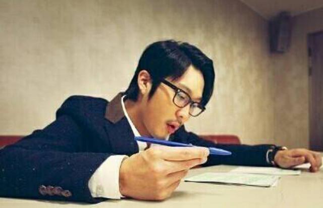 骨科 年上 h 写得像一场静默的骨科仪式