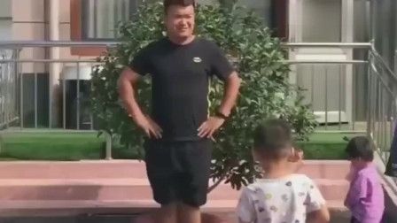 露出任务 与类似探索类应用相比