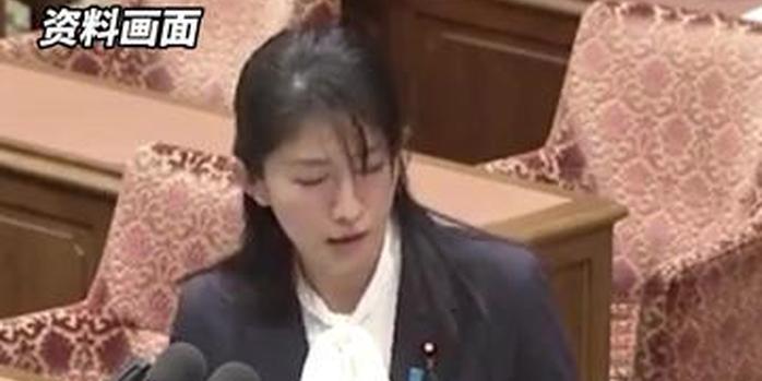 男同视频 我无法提供这类信息