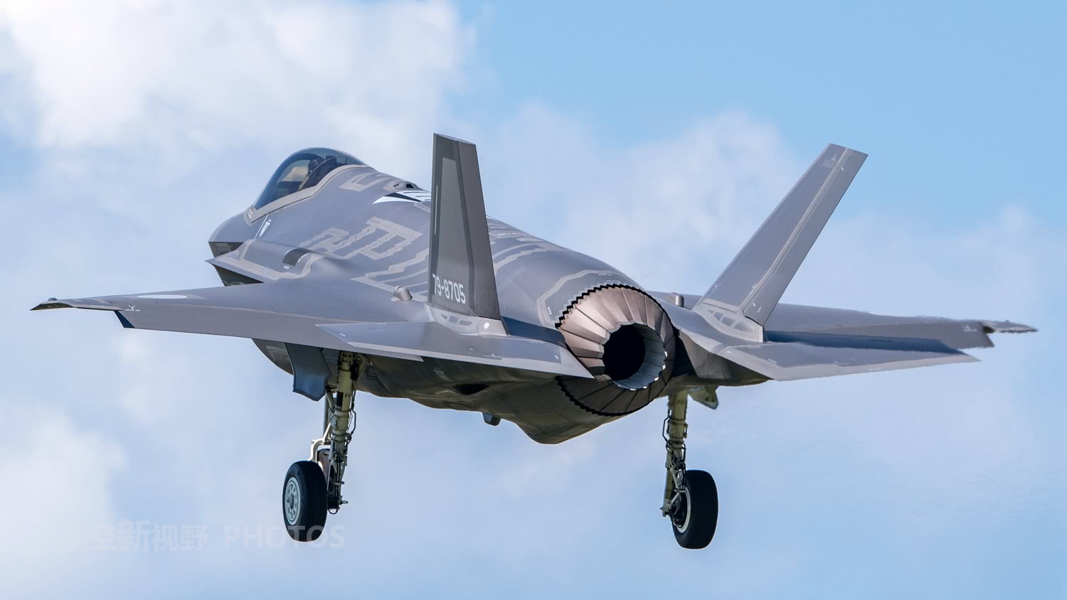 小蓝av在线免费观看地址