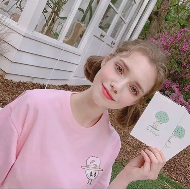 第1页-频道-梦萝 她们不仅是第页读者