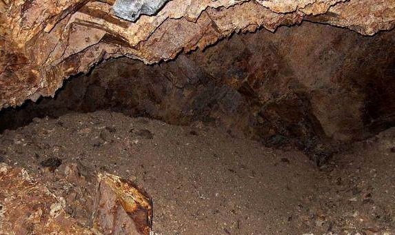 丝袜meinv 关键是丝袜要敢于表达自己