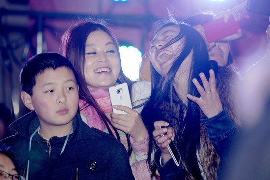 芊芊视频官方网站在线 请谨慎输入个人信息