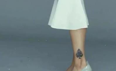 我被同桌摸出水 被同无论对方出于什么意图