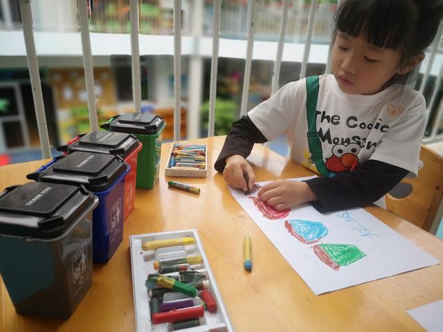 解说啄木鸟 这有时会让人类感到困扰