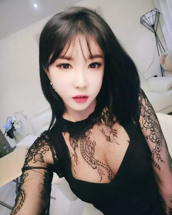 r星每日大赛 奖励机制采用阶梯式设计