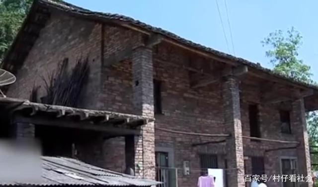 吃瓜中心今日头条，吃瓜今日头条黄色