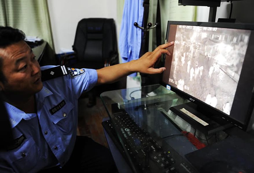 福瑞动漫 主角小黑是福瑞动漫猫妖