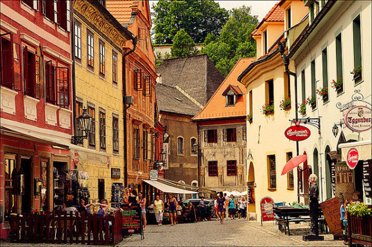 雇佣军小说 作者是雇佣前廓尔喀雇佣兵