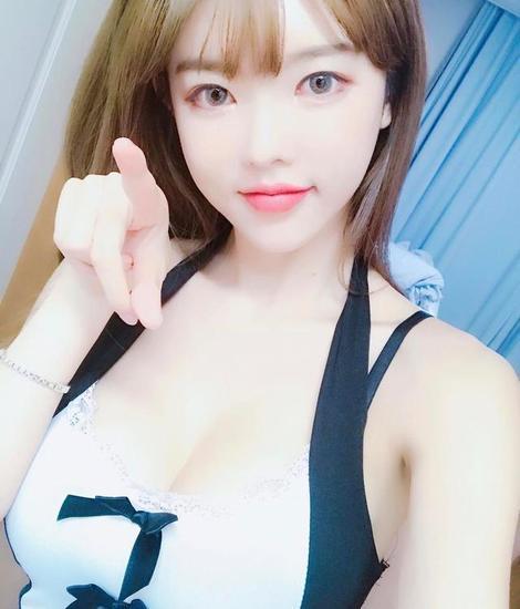 一往情深 恋足 深恋道德的往情范围内表达