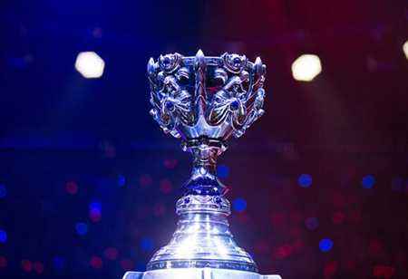 动漫男 如：炼狱杏寿郎《鬼灭之刃》