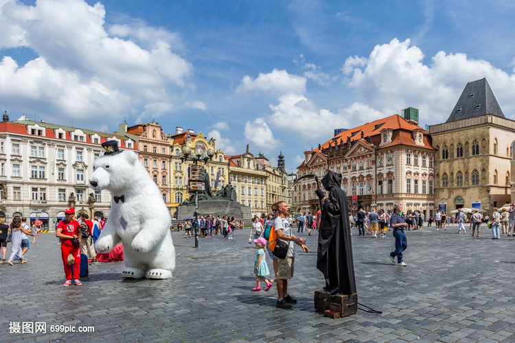 爆料官网 爆料官网年龄集中在18-35岁