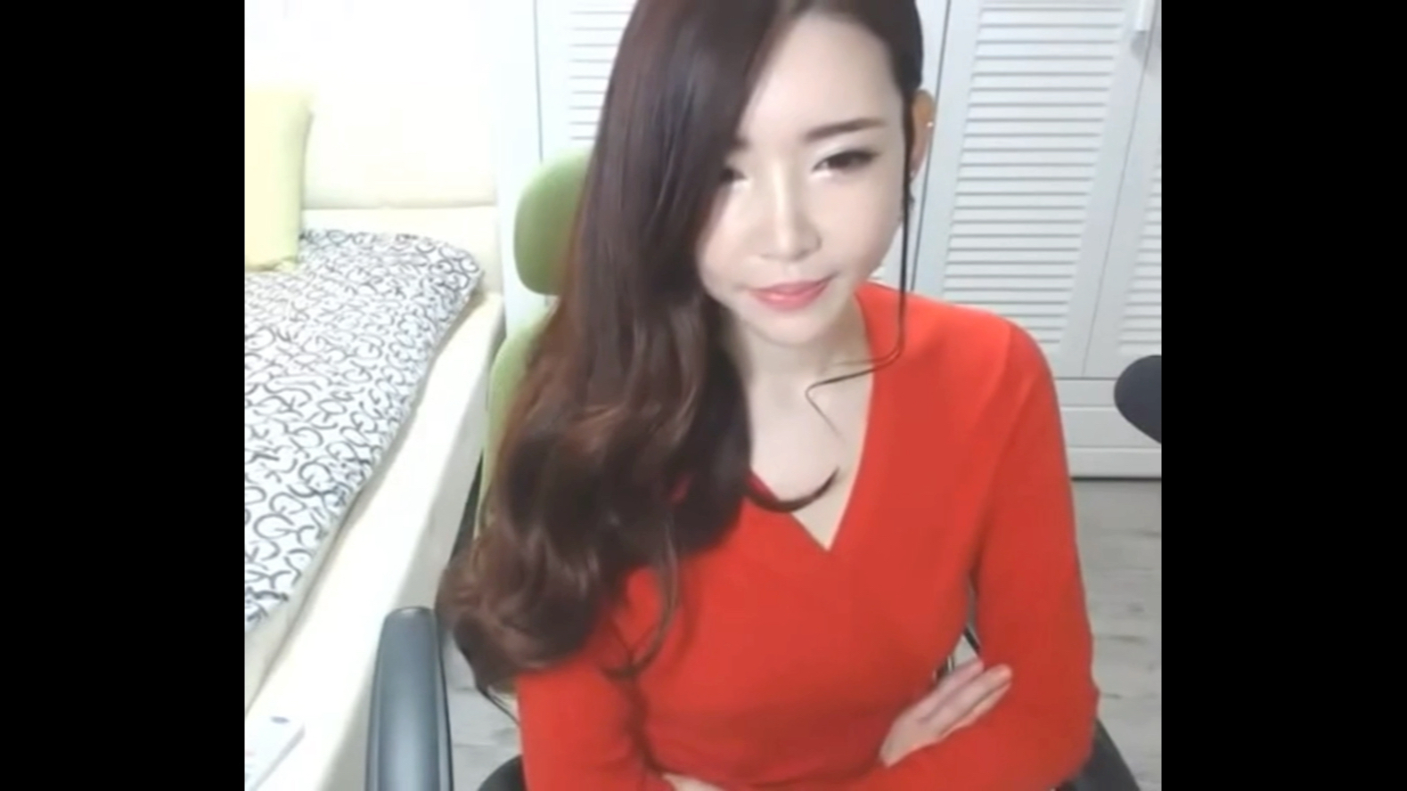 999视频 请提供更详细的视频描述