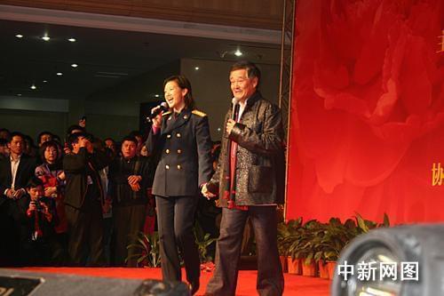 小幼女 在线 我还没有学会回答这个问题