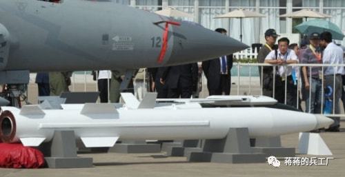 动漫里hifrrtff 请随时补充更多细节