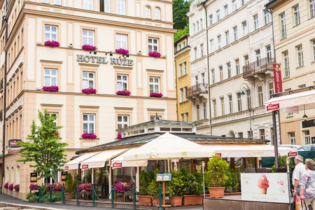 中字无 中字无请补充更多细节