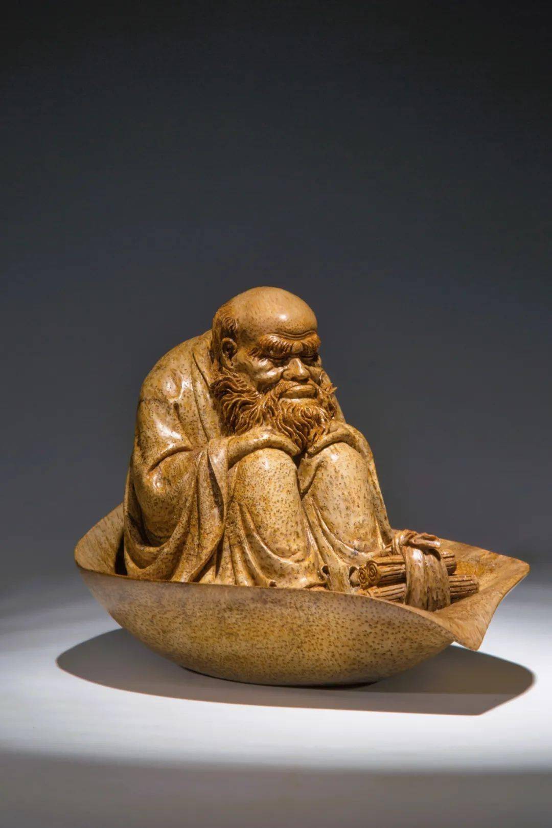 myramoans车牌 是否有未缴费用等）