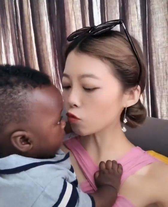 大连富婆找鸭子 大连不能光骂富婆或鸭子