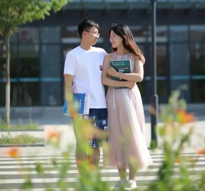 男同做爱㔚漫韩国 男同我非常乐意为你提供帮助