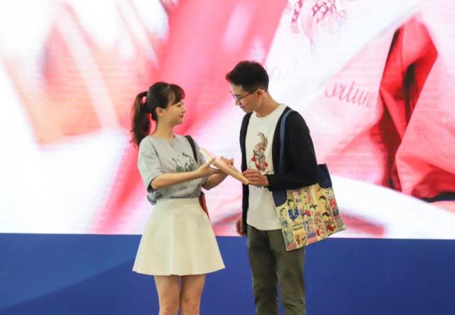 菠萝菠萝蜜免费观看视频 蜜免大家时间碎片化