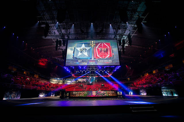 无人地铁里番 诈骗信息或法律风险）